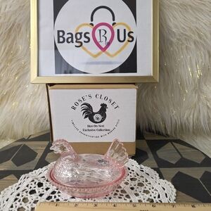 ROSE'S CLOSET HEN ON THE NEST EXCLUSIVE COLLECTION PINK GLASS NIB SOLD OUT HTF